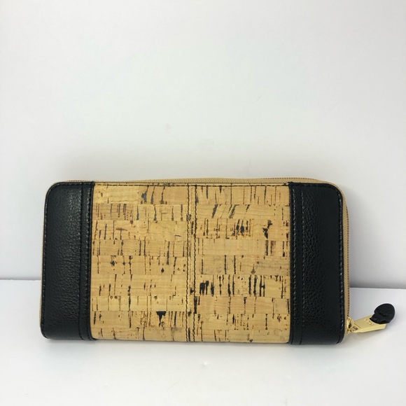 Lauren Ralph Lauren Cork and Black Zip Around Wallet Gold Tone Hardware - Picture 5 of 13